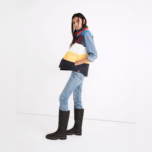 Kule Reversible Simon Puffer Vest size small - Picture 4 of 17